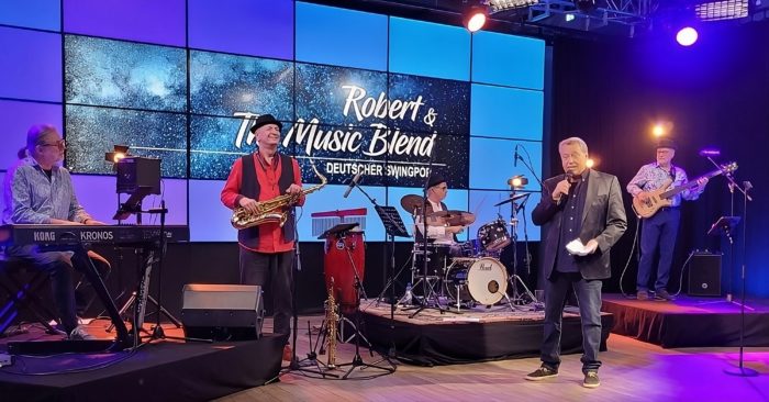 Robert and The Music Blend